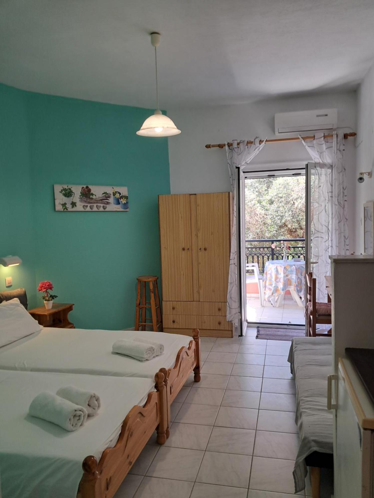 Ampelaki Studios Μπούκαρι Εξωτερικό φωτογραφία