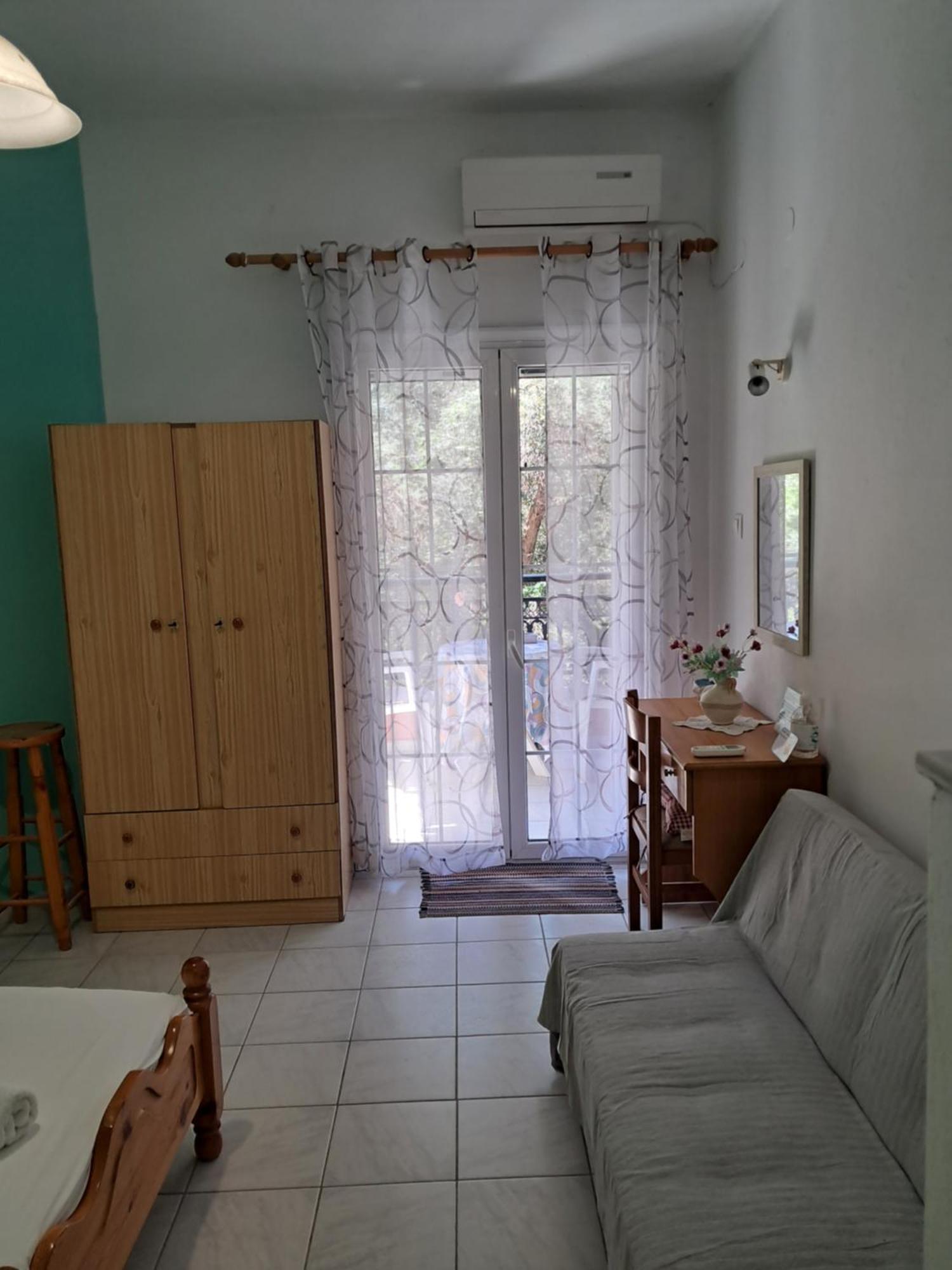 Ampelaki Studios Μπούκαρι Εξωτερικό φωτογραφία